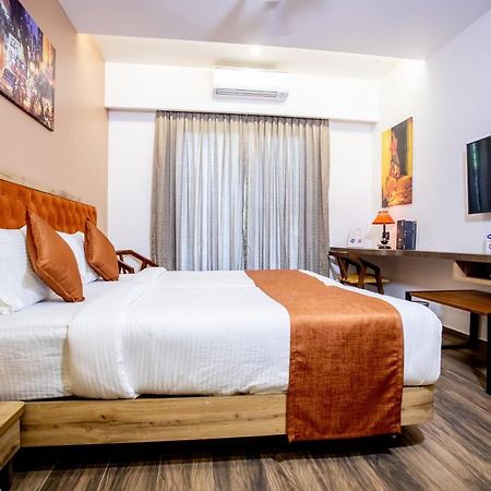 Hotel Ganga Sagar Mangalore Buitenkant foto