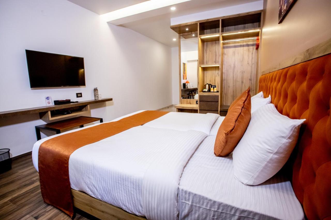 Hotel Ganga Sagar Mangalore Buitenkant foto