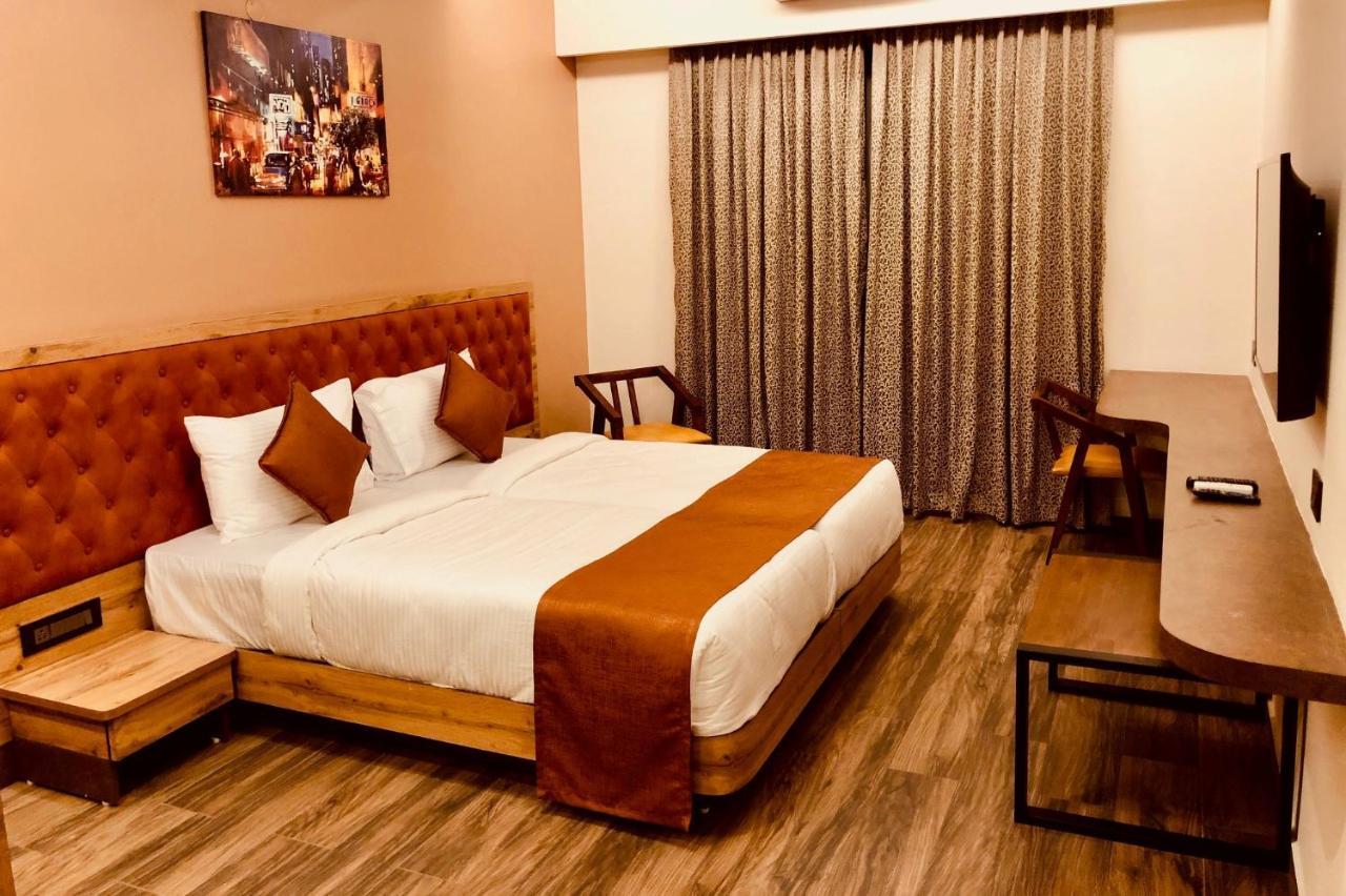 Hotel Ganga Sagar Mangalore Buitenkant foto
